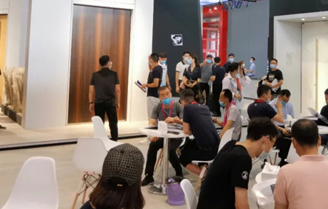 市场变幻莫测，门业朝多种方向共同发展成趋势